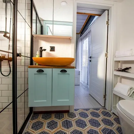 Serene Tiny House Surrounded By Nature In Bodrum Apartment *